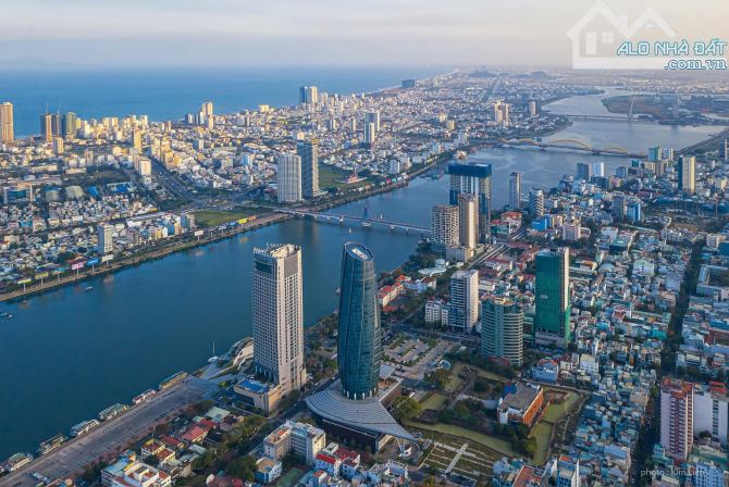🍁 Nhà 2,5 tầng mặt tiền Ngọc Hân - Thông Trần Hưng Đạo - Ngay khu Euro Village - Gọi Bi