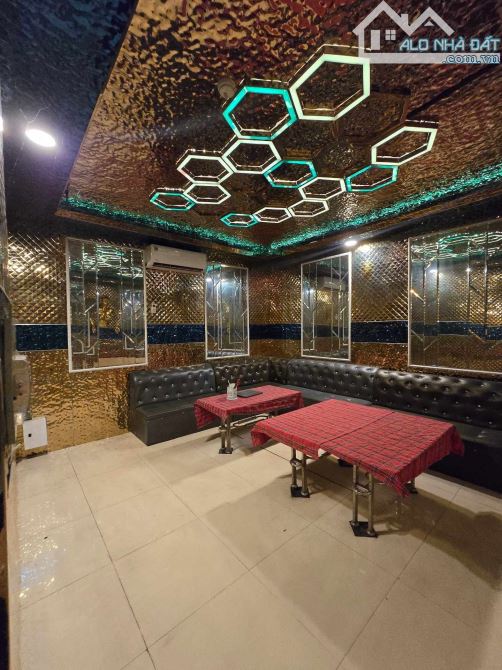 BÁN GẤP NHÀ 6 TẦNG DĨ AN|700M² SÀN| 143m²(5*28). VINCOM 550 DĨ AN – CHỈ 12,5 TỶ!