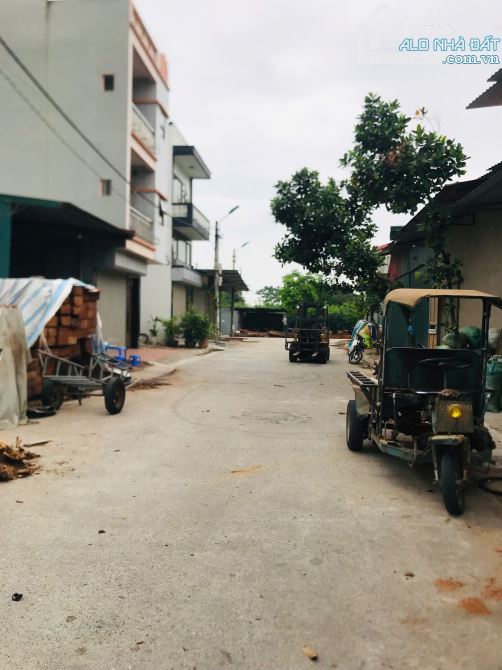 ĐẤT ĐẤU GIÁ LỖ KHÊ - LIÊN HÀ, 66M2 THÔNG Ô TÔ TRÁNH, SÁT TRỤC LIÊN XÃ.