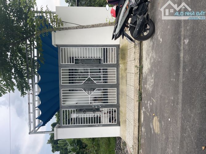 Nhà Bình Minh Trảng Bom Đồng Nai 1 tỷ 550 cách trường IGC Trịnh Hoài Đức 300m.