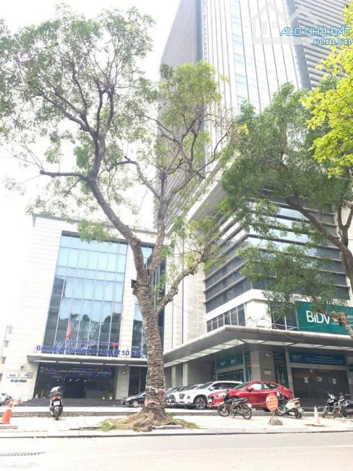 CỰC VIP ĐÀO TẤN- LÔ GÓC Ô TÔ TRÁNH - 2 MẶT Ô TÔ 107M GIÁ 53TỶ
