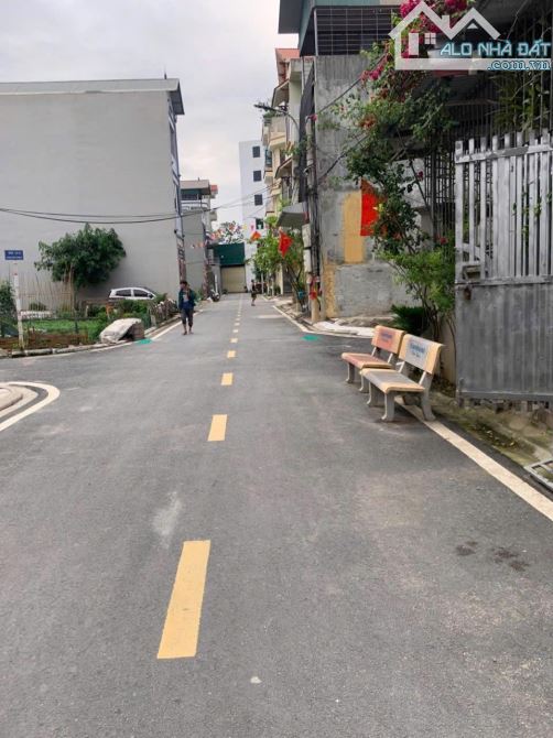 Đấu giá Ao Ngòi 61m2 phân lô ô tô tránh giá 104tr/m2