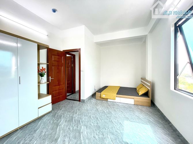 BÁN CĂN HỘ DỊCH VỤ CCMINI, CẦU DIỄN , 50M , 7 TẦNG, 12 PHÒNG, DT 60tr/th ,50m ra Ô TÔ