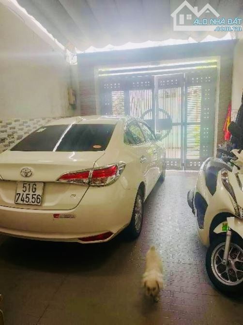 Bán nhà Tân Bình, 5 tầng, ô tô vào nhà, thu nhập 30 triệu/tháng, giá 8 tỷ 8 nhỉnh