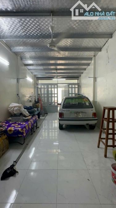 CƠ HỘI VÀNG-NHÀ RỘNG GIÁ RẼ-BÁN NHÀ C4-4.2×25-HXH HOÀNG BẬT ĐẠT TÂN BÌNH-CAM KÊT 100%- 6.5