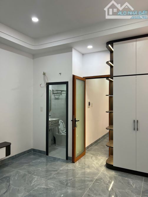 Nhà hẻm xe hơi 5m đường Lê Văn Quới, 4x13m, đúc 4 tấm, nội thất cao cấp