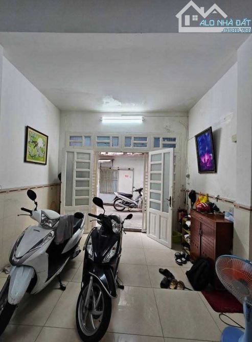 NGUYỄN VĂN CÔNG – 50M2 – 4 TẦNG HOÀN CÔNG ĐỦ - 5 TỶ 6