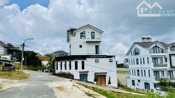 🌟 HOT! Villa MẶT TIỀN ĐẸP NHẤT  ĐƯỜNG Ô TÔ 8M – VIEW ĐẸP 🌟