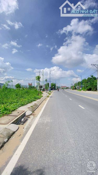 Cho thuê đất 840 mặt tiền Hoàng Quốc Việt  35 triệu - 10