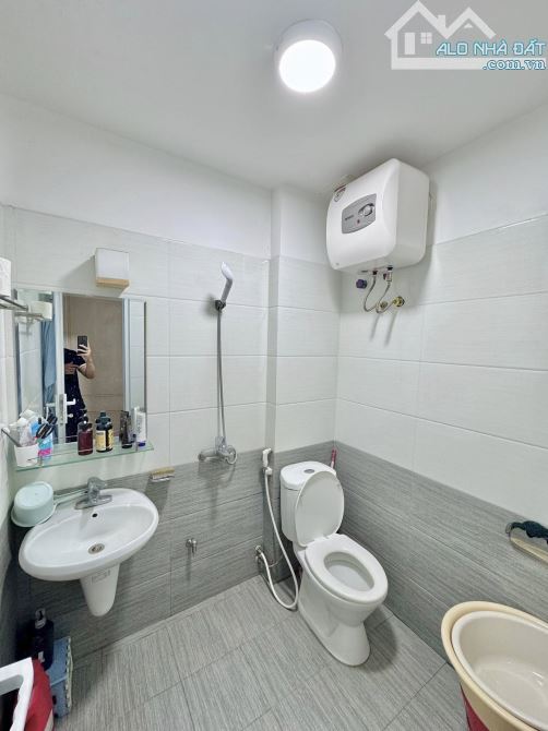 Nhà đẹp ở luôn Phạm Văn Đồng Cầu Giấy Sổ 40m 4 tầng 2 ngủ MT3m1 Giá 8 tỷ Tặng lại nội thất - 10
