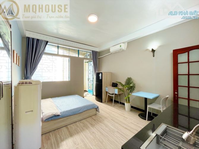 Cho thuê căn hộ Quận 1 full nội thất như hình thang máy - máy giặt riêng - mặt tiền đường - 11