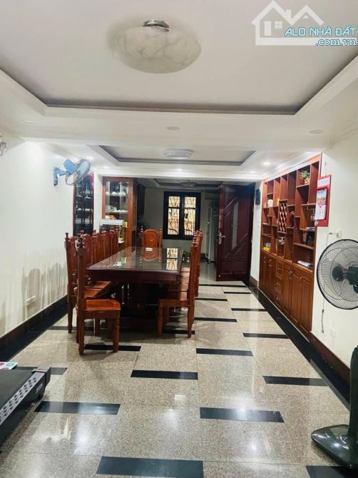 Bán Biệt thự KĐT Trần Thủ độ, vị trí view thoáng, đẳng cấp, DT 368,4m, 4 tầng, MT 18,8m - 1