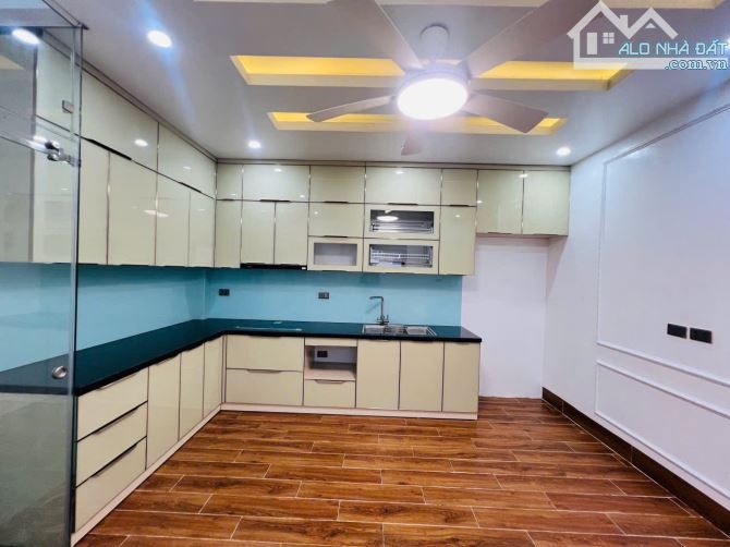 BÁN LÔ CẠNH GÓC LA KHÊ-HÀNG XÓM PARK CITY,DT 50M×6 TẦNG,THANG MÁY,NHÀ ĐẸP. - 1