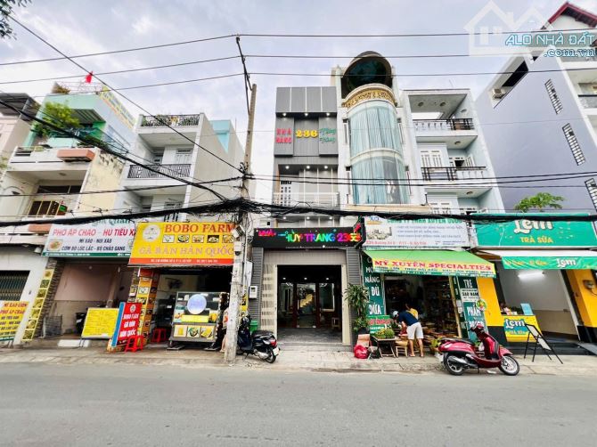 Bán MT đường số 8 f11 hơn 10tỷ hợp đồng thuê 50tr/th 4 lầu - 1