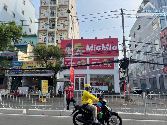 Cho Thuê GÓC 2MT 11x35m đường Lê Văn Quới quận Bình Tân - 1