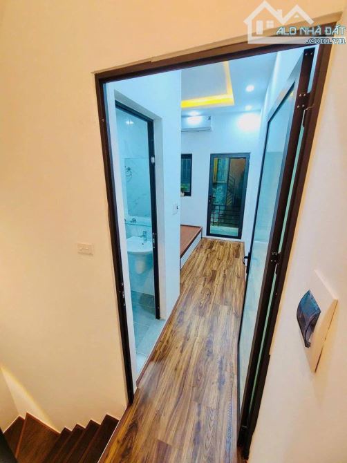 NÓI KO VỚI QH ! Nhà đẹp Kim Mã 25m2, full NT, ở luôn, gần ô tô, vang danh vọng tộc - 1
