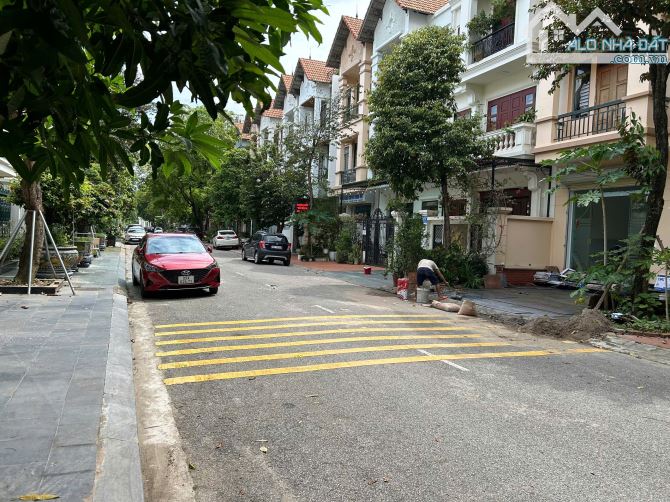 Bán Nhà 3,5 tầng Phố Yết Kiêu ,khu Đại Hoàng Long Suối Hoa, TP BN. - 1