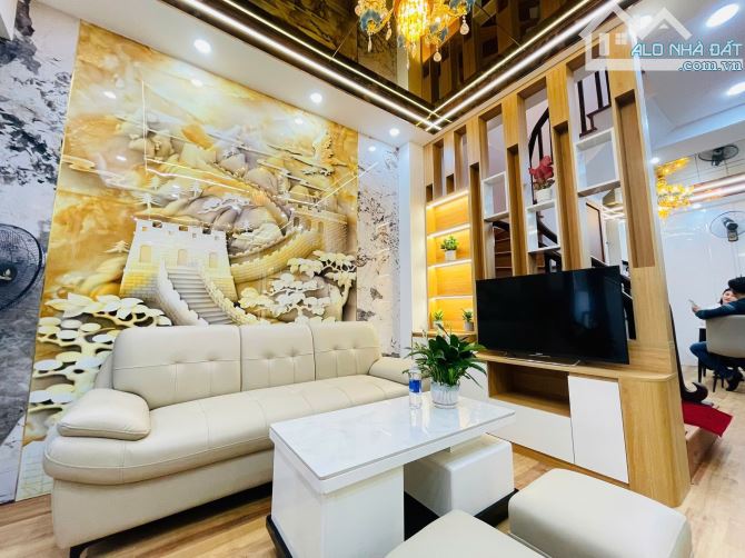 Nhà đẹp ở luôn Trần Quốc Vượng Cầu Giấy. Sổ vuông 31m, 5 tầng 6 ngủ MT3m Giá 7 tỷ - 1