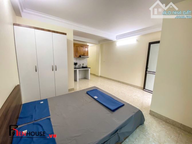 Bán Toà CHDV Nguyễn Chí Thanh 70m2x6T, 17 Phòng, Dòng Tiền 80Tr/Tháng, Ngõ Thông, Gần Ôtô - 1