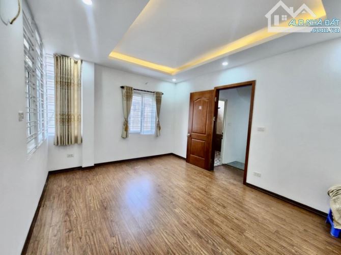 Nhà Đẹp Mỹ Đình Ở Ngay- 32M x 5 Tầng - 6.5 Tỷ - Ngõ nông - Ô tô đỗ Gần - 1