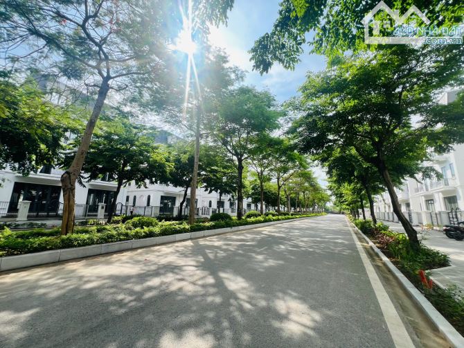 Siêu đẹp biệt thự Solasta Mansion Dương Nội 170m2x4T MT8.5m thang máy nội thất xịn - 1