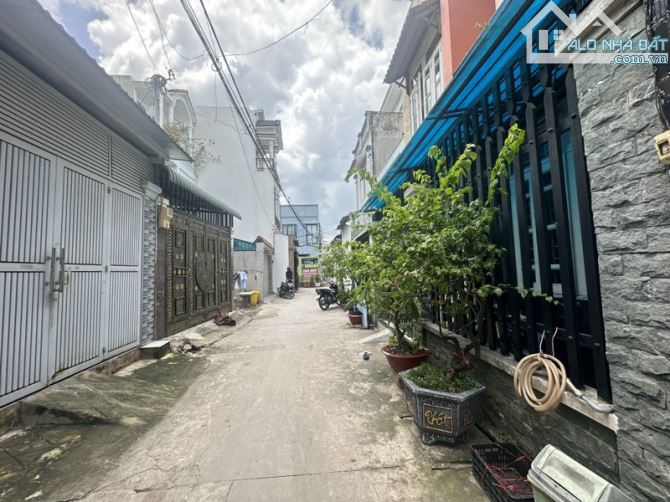 Bán Nhà cấp 4 sát MT đường THẠNH LỘC 17, phường TL, Q12, dt 113m²(5,1mx22m) giá 5 tỷ - 1