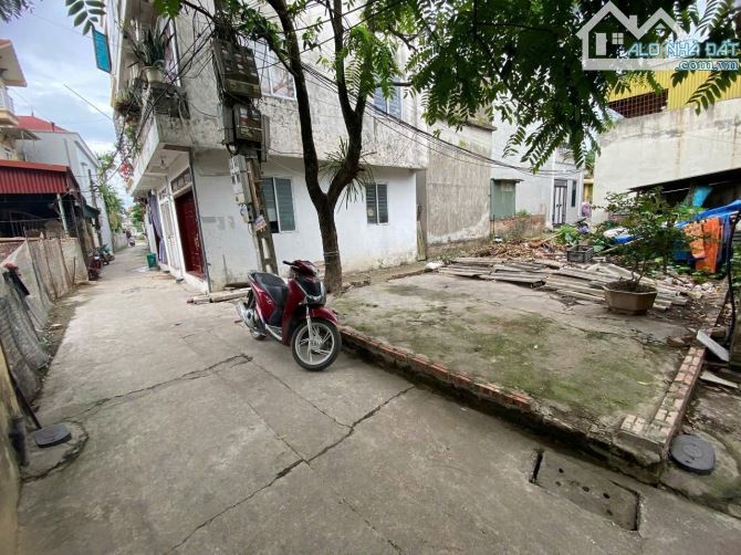 Bán đất thôn 3 Vạn Phúc, Thanh Trì, lô góc, 45m2, ô tô vào đất, giá 3,75 tỷ - 1