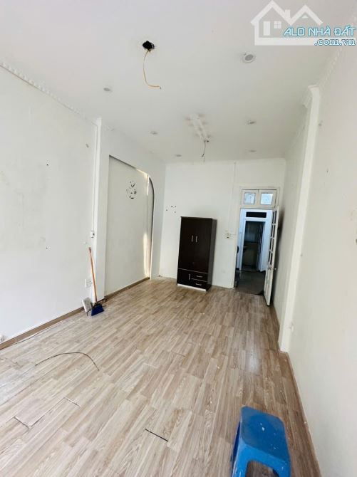 Bán nhà mặt phố Trần Đăng Ninh - Cầu Giấy 42m2, 5 tầng, vỉa hè to, KD đỉnh - Giá 22.5 tỷ - 1