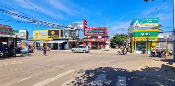 Chính chủ Nhà góc 2 Mặt Tiền Huỳnh Thúc Kháng đang cho thuê ổn định - 1