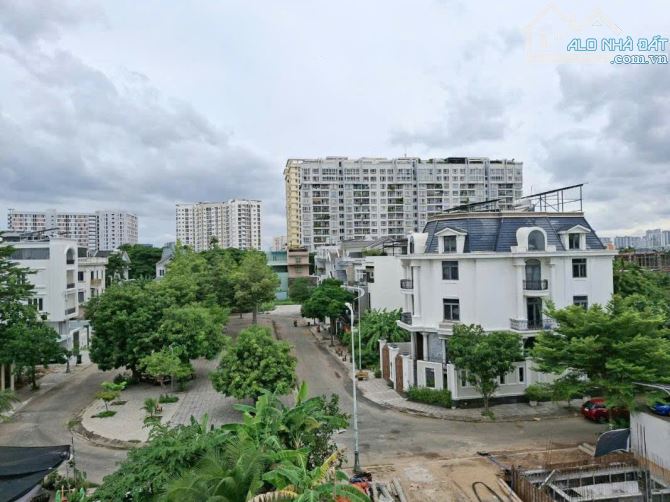 BIỆT THỰ MẶT TIỀN KHU ĐÔNG THỦ THIÊM – DT 192M² - 4 TẦNG - NGANG 8M - GIÁ 28 TỶ - 1