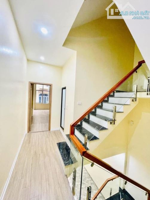 Giảm Chào 1Tỷ Bán Nhà Phân Lô Ô Tô Lê Trọng Tấn Thanh Xuân DT 64M 4T MT 4,55M Giá 19.5Tỷ. - 1