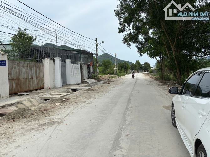 Chủ cần bán Lô đất Mặt Đường nhựa Thái Khang - 1