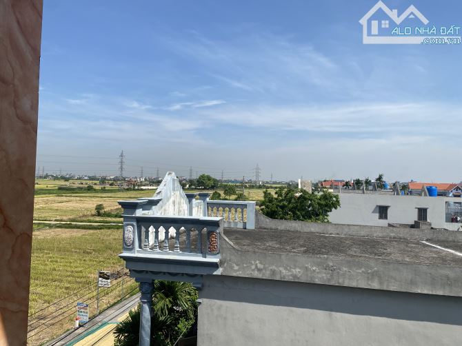 Bán gấp căn nhà tâm huyết tại Đông Hợp ,Đông Hưng. Diện tích 107m2 . nhà 3,5 tầng .Giá chỉ - 1