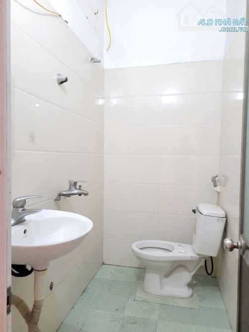 Bán Nhà cấp 4 bến xe miền tây cầu niệm đồng hòa kiến An Hải Phòng oto đỗ cửa giá 699 triệu - 1