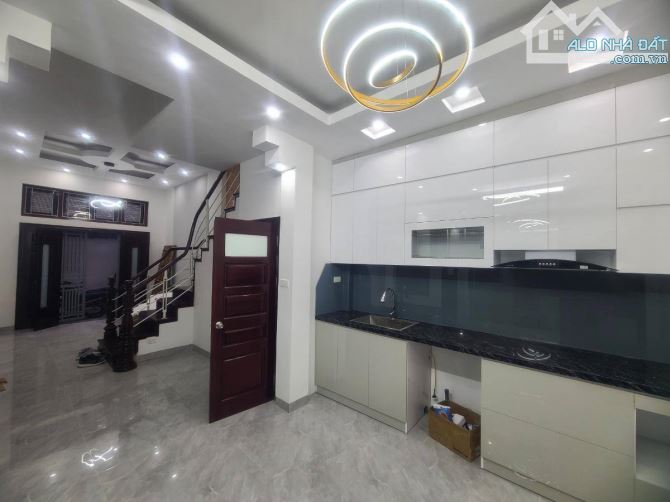 Nhà đẹp ở luôn Lê Văn Lương Cầu Giấy. Sổ vuông 37m, 5 tầng 5 ngủ MT3m5 Giá 8 tỷ - 1