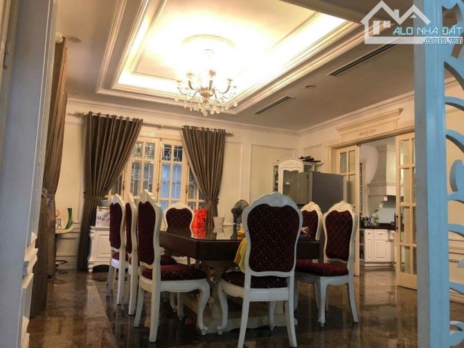 Bán Biệt Thự KĐT Việt Hưng 240m2 MT 14m 4 Tầng Thang Máy, Kinh Doanh Đỉnh - 1