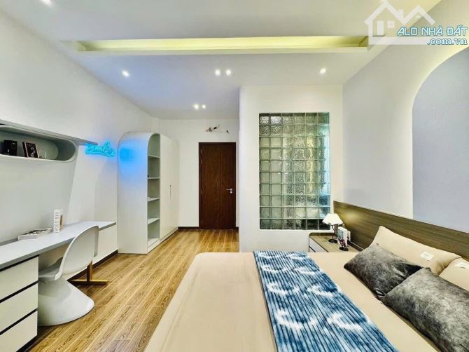 Cần bán nhà đang cho thuê 24 triệu/tháng ngay Tô Hiến Thành,P13,Quận 10-Giá:5tỷ140/ 67,5m2 - 17