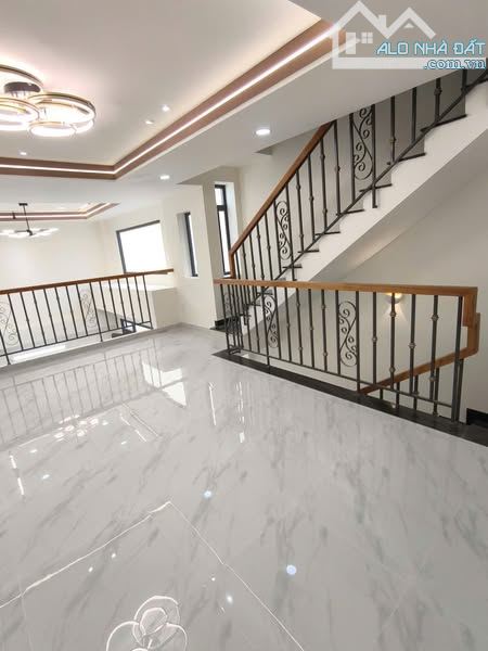 Bán Nhà 4x12.5m, 3 tầng, Hẻm Xe Hơi, Thị Trấn Nhà Bè, Nhà Mới, Giá 5.1 Tỷ. - 2
