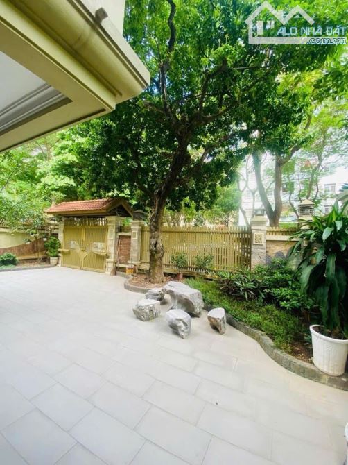 Bán Biệt thự KĐT Trần Thủ độ, vị trí view thoáng, đẳng cấp, DT 368,4m, 4 tầng, MT 18,8m - 2