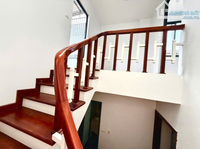 🎯SIÊU PHẨM! Bán nhà Bồ Đề – Long Biên – 3ô tô tránh - thoáng 2 mặt – 48m² – chỉ 10.5 TỶ💰 - 2