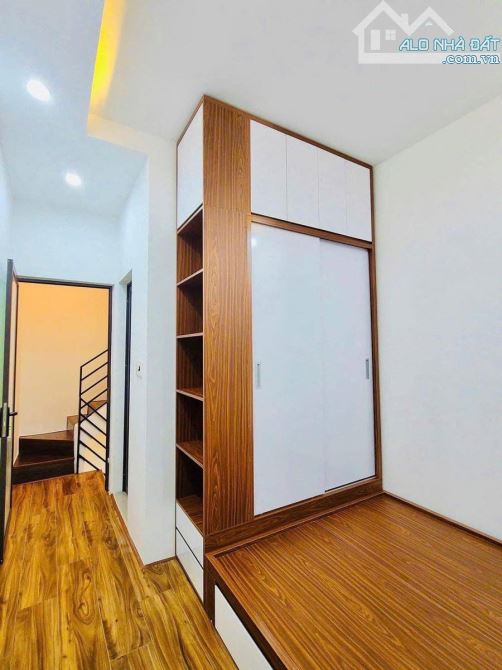 NÓI KO VỚI QH ! Nhà đẹp Kim Mã 25m2, full NT, ở luôn, gần ô tô, vang danh vọng tộc - 2
