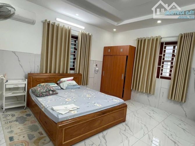 Bán Nhà DT: 5x23 Giá 9.3 tỷ, ĐƯỜNG KINH DOANH NGUYỄN VĂN LINH, TRUNG TÂM THÀNH PHỐ BÀ RỊA - 2