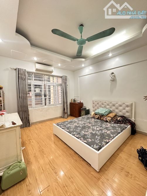 9.3TỶ 46M2 5TẦNG HOÀNG HOA THÁM NỘI THẤT KHỦNG Ở NGAY - 2