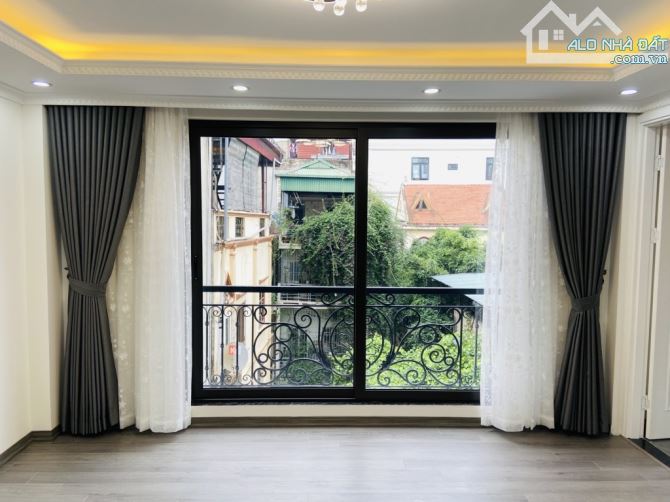 BÁN NHÀ THANH XUÂN- CÁCH NGÃ TƯ SỞ 200M - KINH DOANH ĐỈNH- OTO ĐỖ CỬA- 8 TẦNG THANG MÁY FU - 2