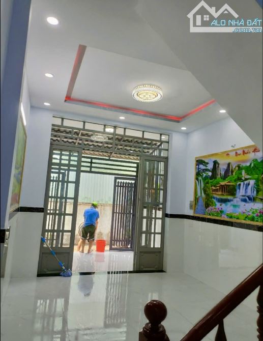 Bán nhà hẻm sát mặt tiền Tân Thới Hiệp 21, Quận 12 – Gần Gò Vấp, SHR, 2 tầng chỉ 4,28 tỷ - 2