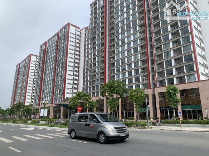 ĐẤT NGỌC THUỴ KHU PHÂN LÔ  Ô TÔ TRÁNH CHIA LÔ XÂY TOÀ KINH DOANH ĐỈNH  175ĐẤT-10MT.22.8 TỶ - 2