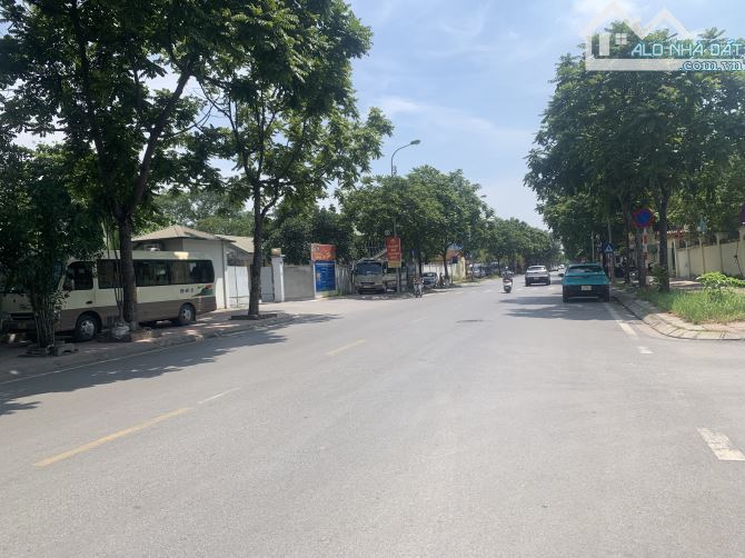 ĐẤT HOÀNG MINH ĐẠO Ô TÔ TRÁNH XÂY TOÀ KINH DOANH ĐỈNH  110M-ĐẤT-6MT.25TỶ - 2