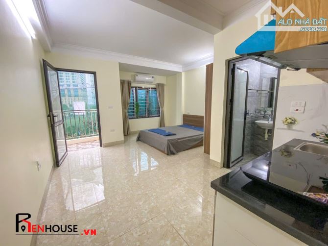 Bán Toà CHDV Nguyễn Chí Thanh 70m2x6T, 17 Phòng, Dòng Tiền 80Tr/Tháng, Ngõ Thông, Gần Ôtô - 2