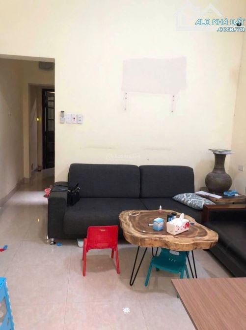 Cho thuê căn nhà ngõ ô tô tránh, 75m2 3 tầng full nội thất phố Nguyễn Ngọc Nại - 2