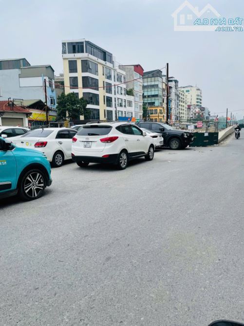 HOA HẬU mặt phố, Q. Hoàng Mai 119m2, 9 tầng thang máy, dòng tiền hàng tháng 165 triệu - 2